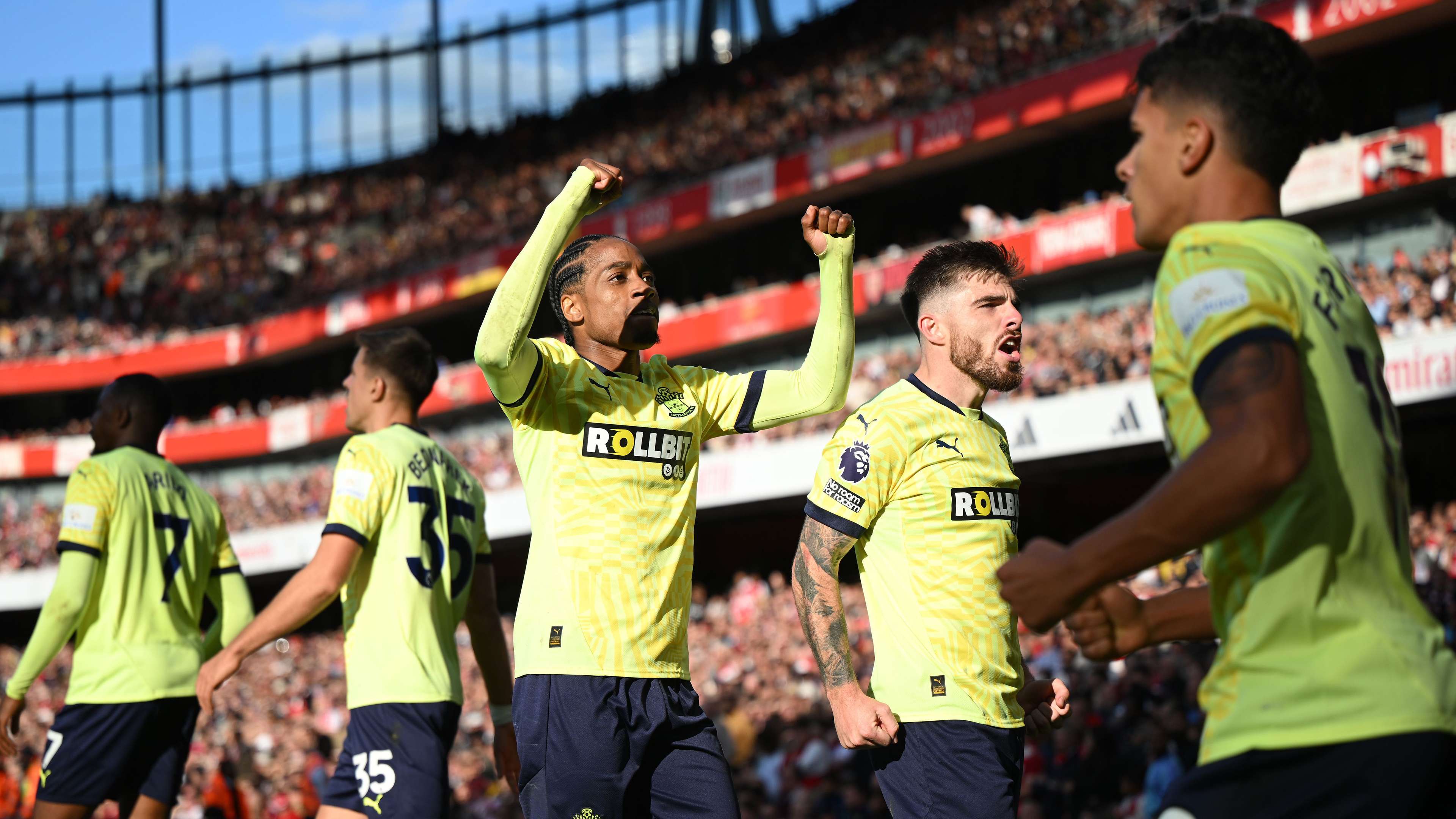 馬德興：中超機位不足違規 規則落實受質疑.